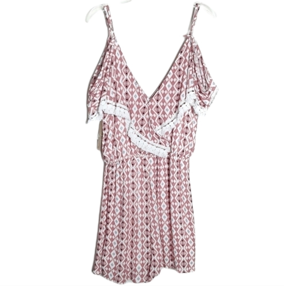 💜 Takara | NWT Fringe tassel vacation romper